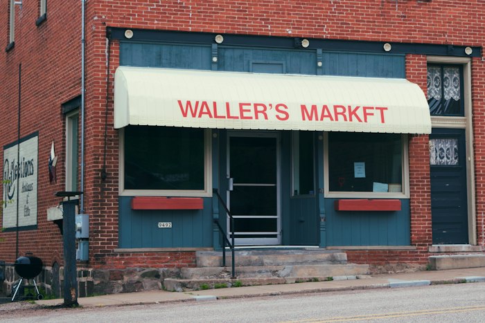 Corner markets